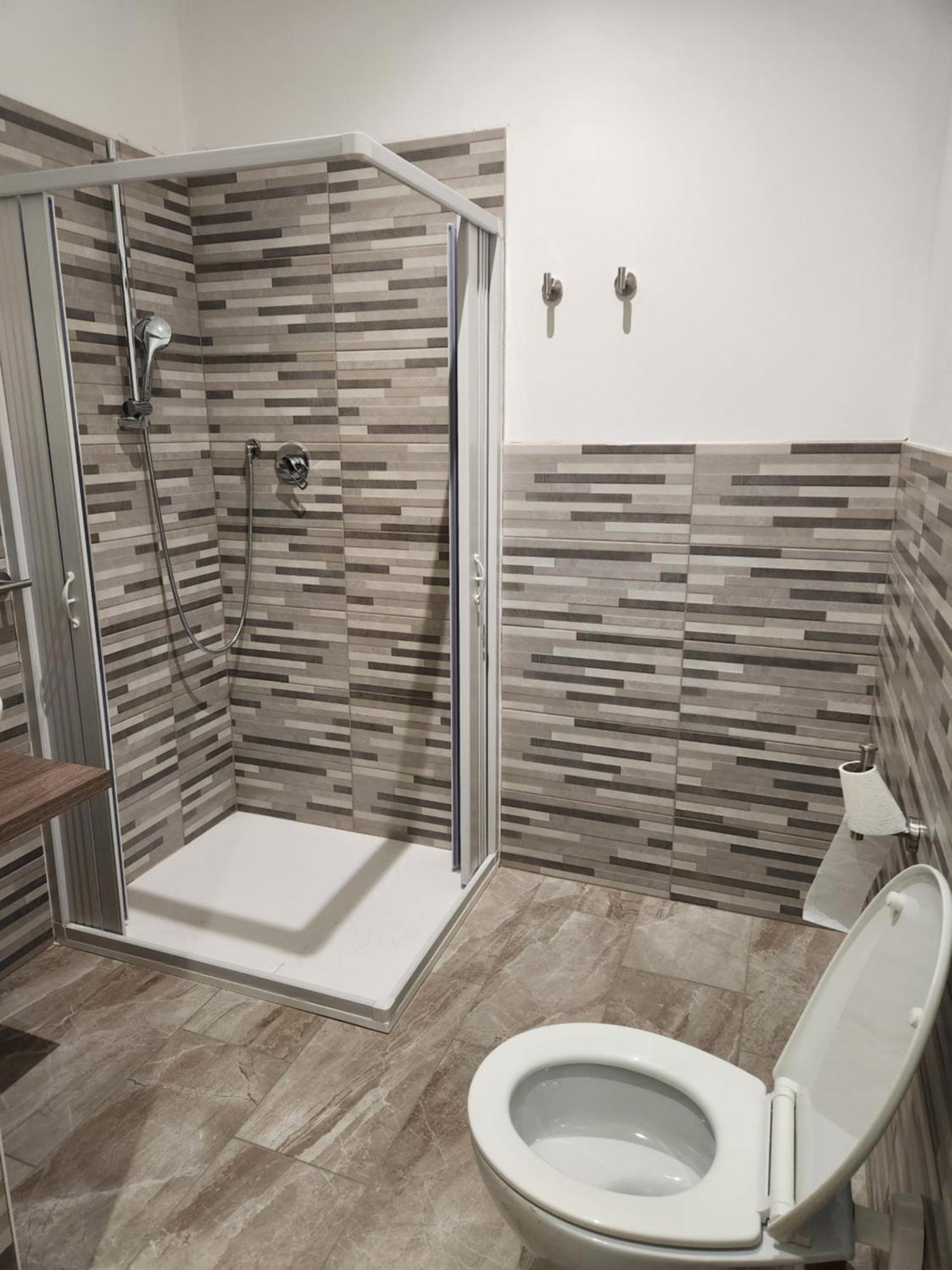 Casa Roxana Hotell Torino Eksteriør bilde
