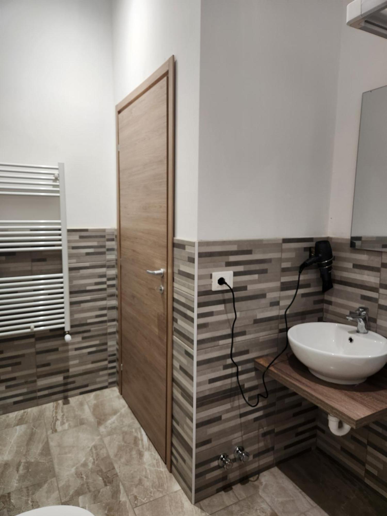 Casa Roxana Hotell Torino Eksteriør bilde