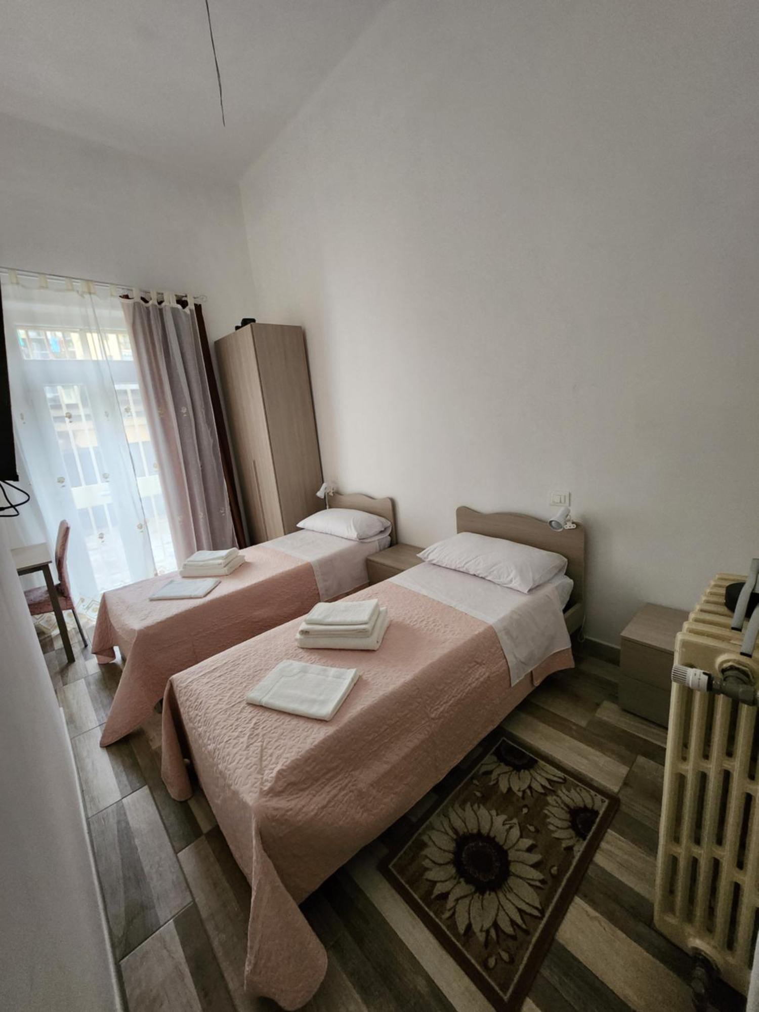Casa Roxana Hotell Torino Eksteriør bilde