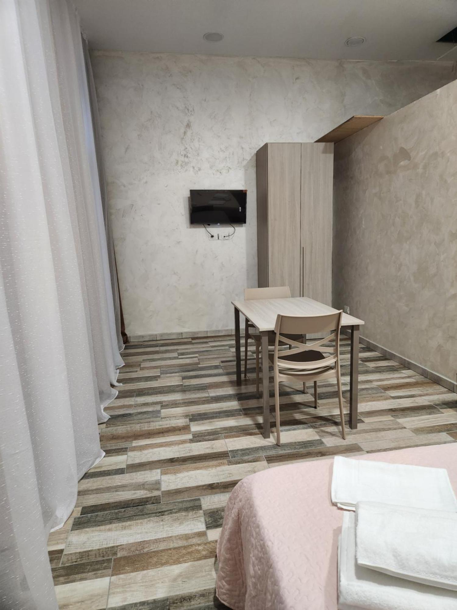 Casa Roxana Hotell Torino Eksteriør bilde